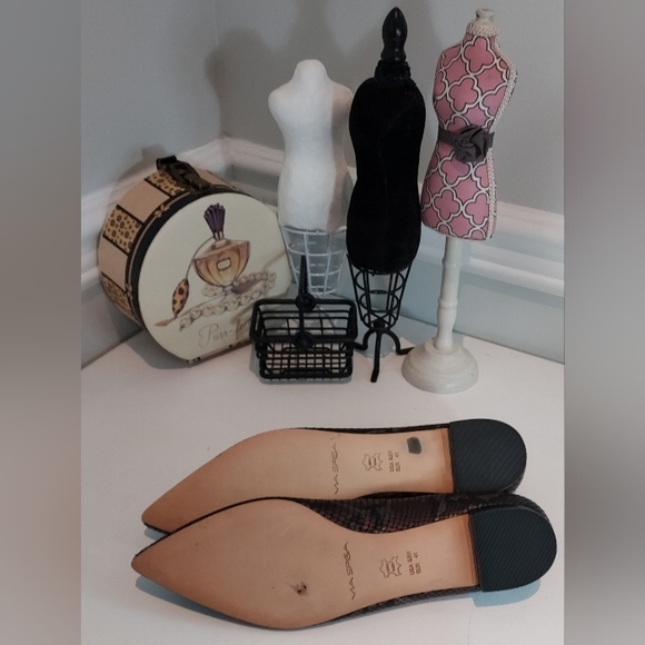 Via Spiga Metallic Multicolored Snake Print Flats NWOB - Picture 5 of 6